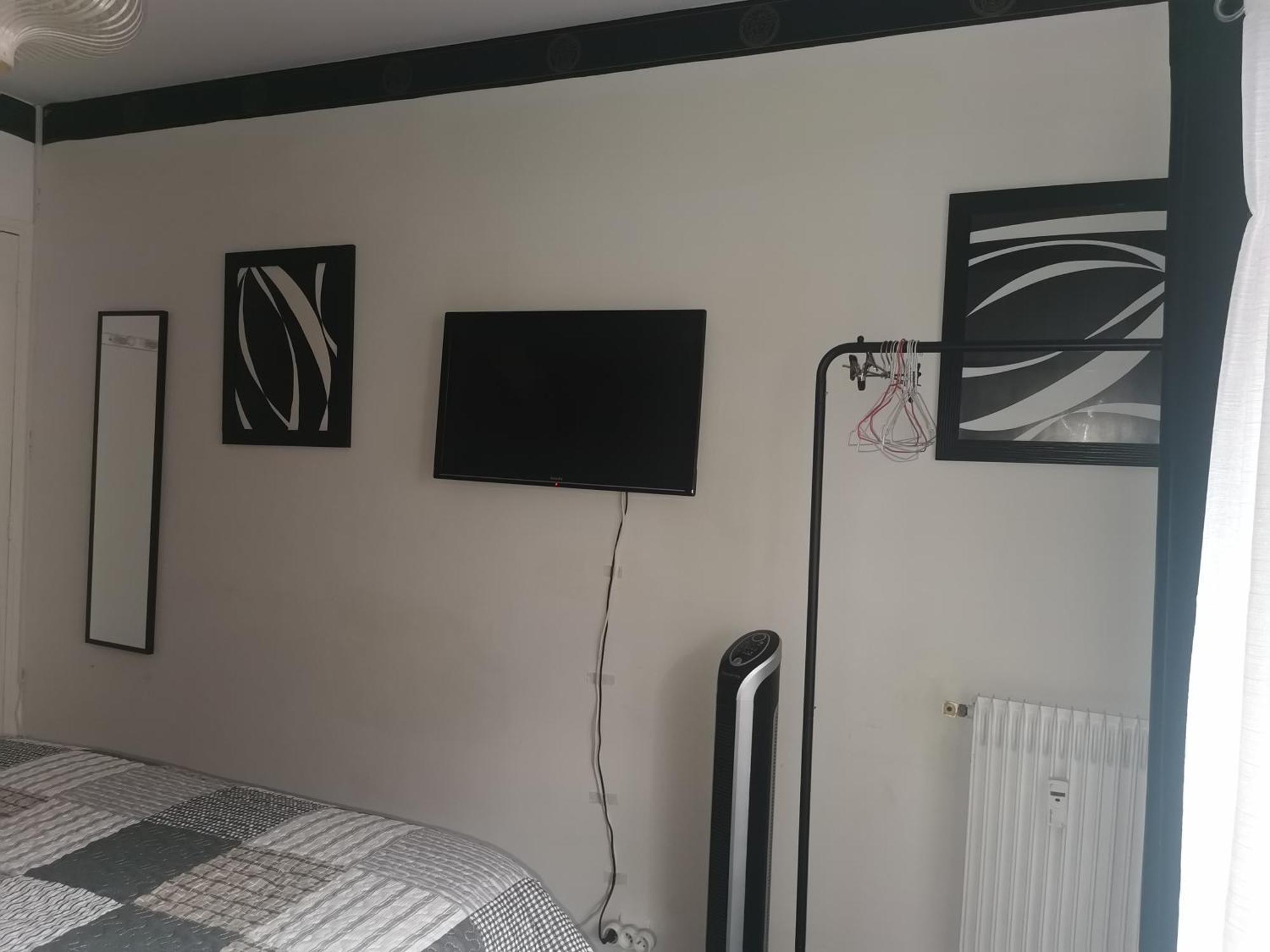 Chambre Chez L'Habitant - Room In The Owner'S Apartment Nice Bagian luar foto
